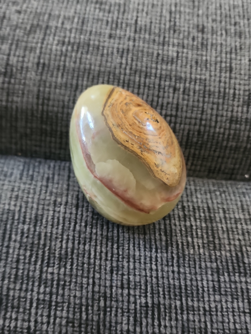 Polished Onyx Stone Egg Bands Of Green White And Red 9.7 Oz - 3" Long 2" Wide